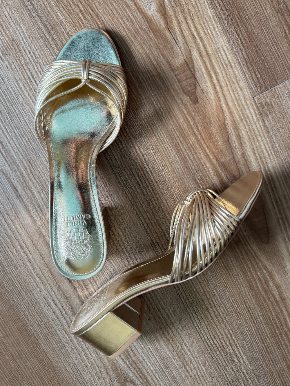 Like New Vince Camuto Gold Open Toe Block Heel 2" Dressy Sandals - 10M